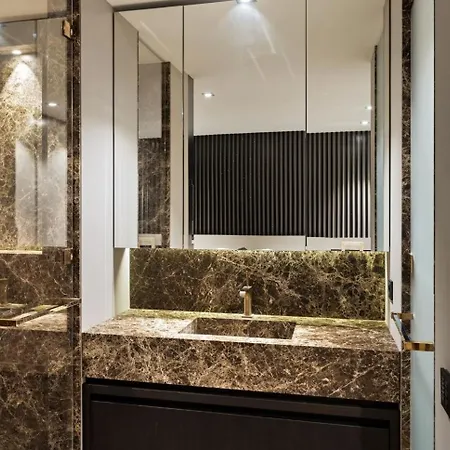 Holiday home Elegant Living In The Heart Of